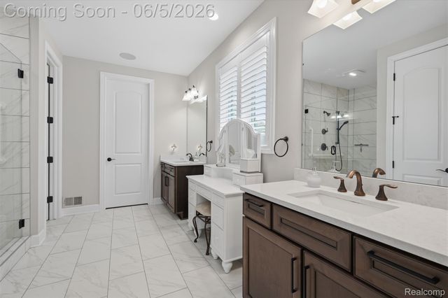 11701 Tuscany Court, Plymouth Charter Township, MI 48170