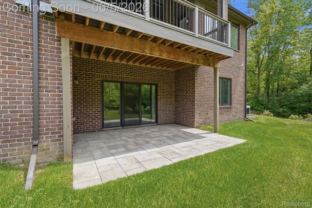 11701 Tuscany Court, Plymouth Charter Township, MI 48170