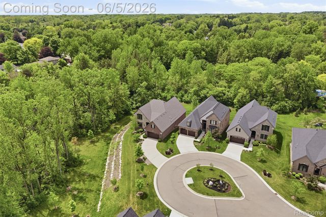 11701 Tuscany Court, Plymouth Charter Township, MI 48170