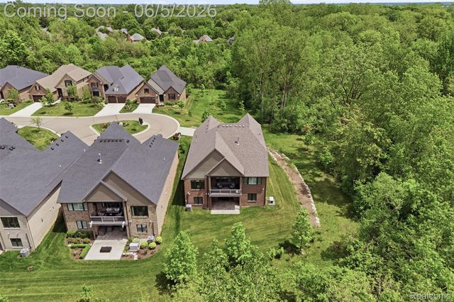 11701 Tuscany Court, Plymouth Charter Township, MI 48170