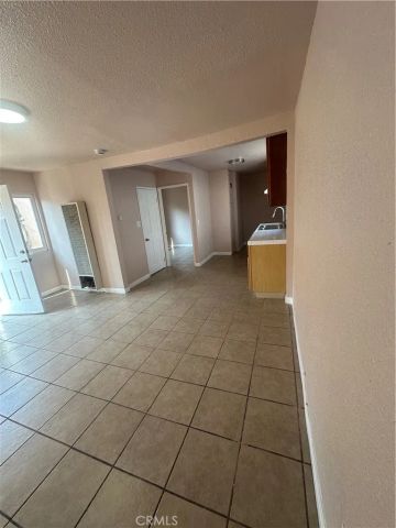 4243 Burns, Los Angeles, CA 90029