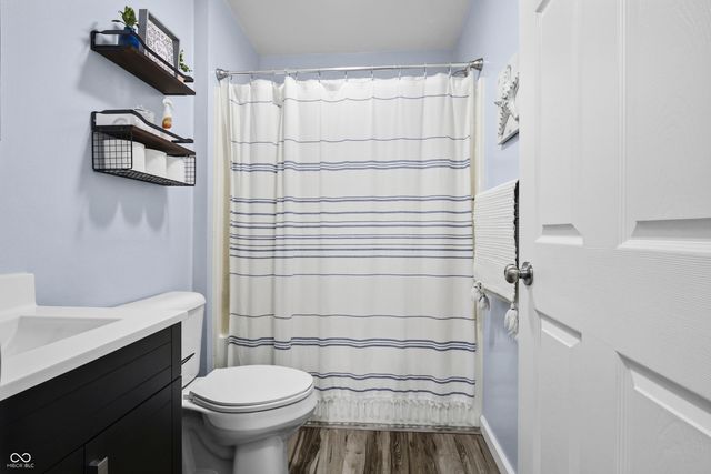 3022 Beech Drive, Columbus, IN 47203