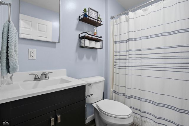 3022 Beech Drive, Columbus, IN 47203