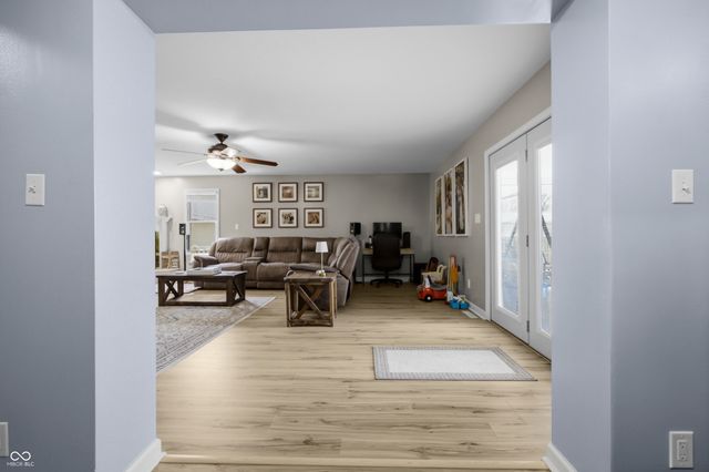 3022 Beech Drive, Columbus, IN 47203