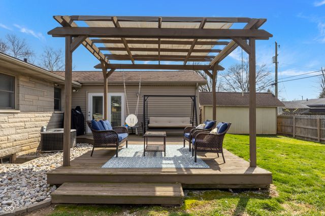 3022 Beech Drive, Columbus, IN 47203