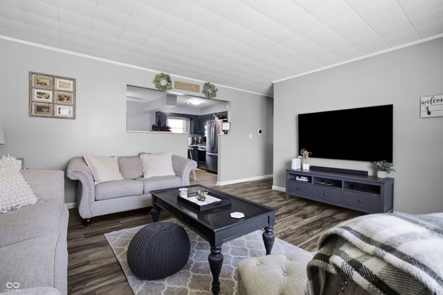 3022 Beech Drive, Columbus, IN 47203