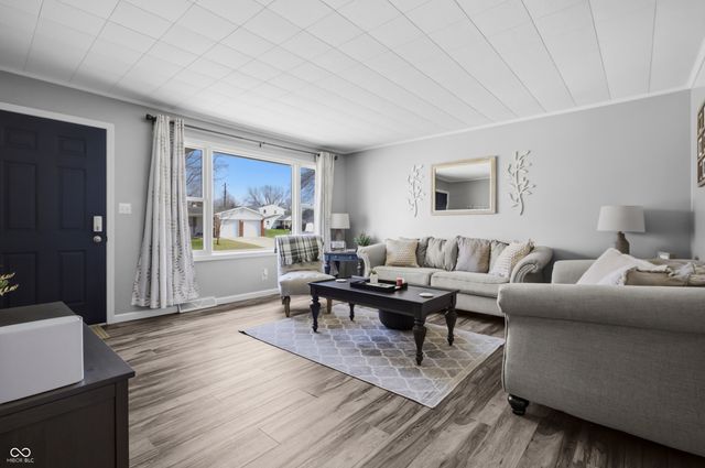 3022 Beech Drive, Columbus, IN 47203