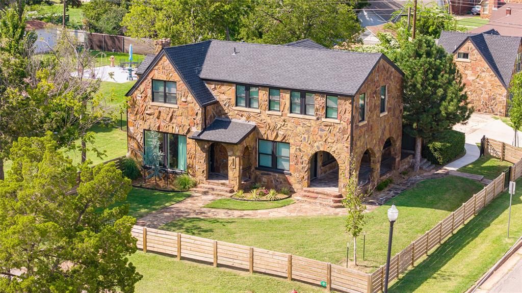 1129 NE 14 Street, Oklahoma City, OK 73117