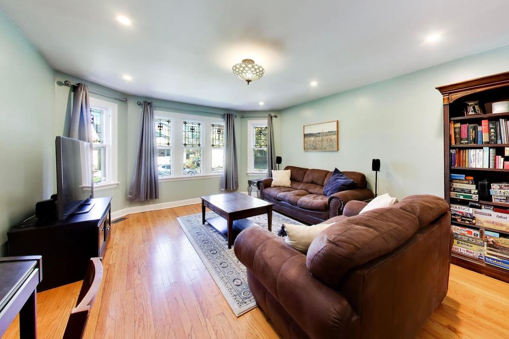 6309 W Waveland Avenue, Chicago, IL 60634 — photo 3