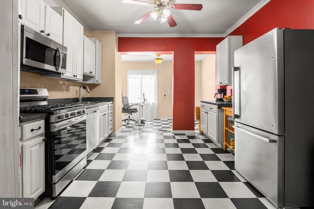 3 N MILTON AVE, Baltimore, MD 21224