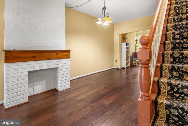 3 N MILTON AVE, Baltimore, MD 21224