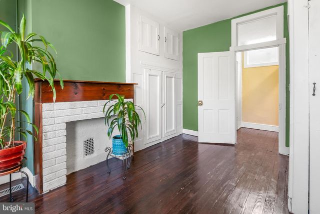 3 N MILTON AVE, Baltimore, MD 21224