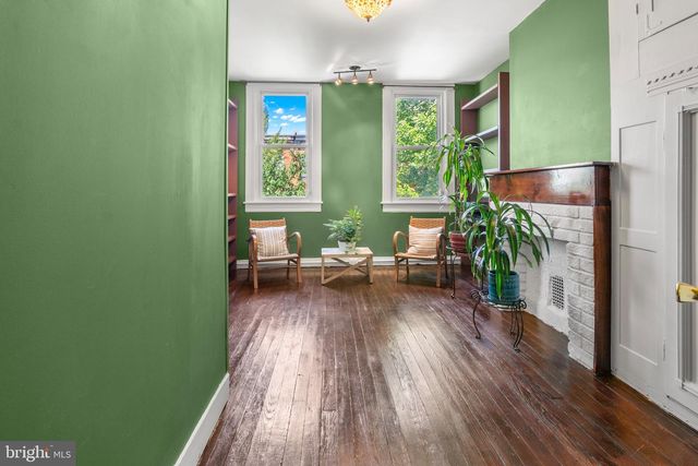 3 N MILTON AVE, Baltimore, MD 21224