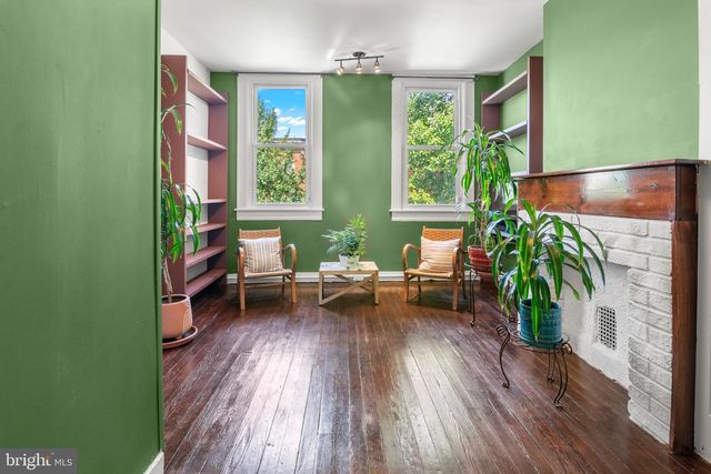 3 N MILTON AVE, Baltimore, MD 21224