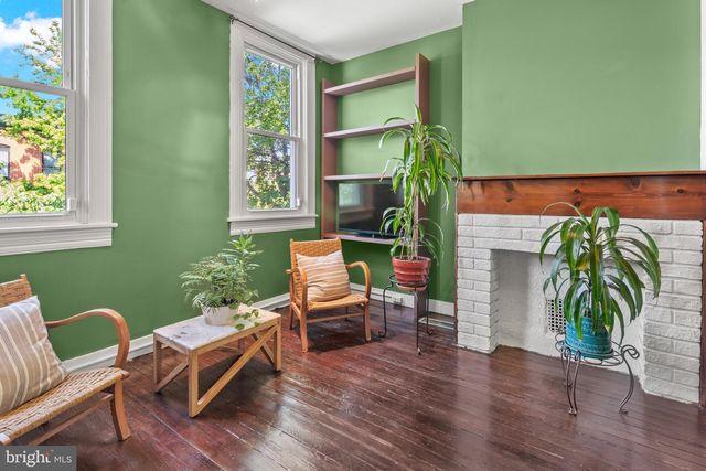 3 N MILTON AVE, Baltimore, MD 21224