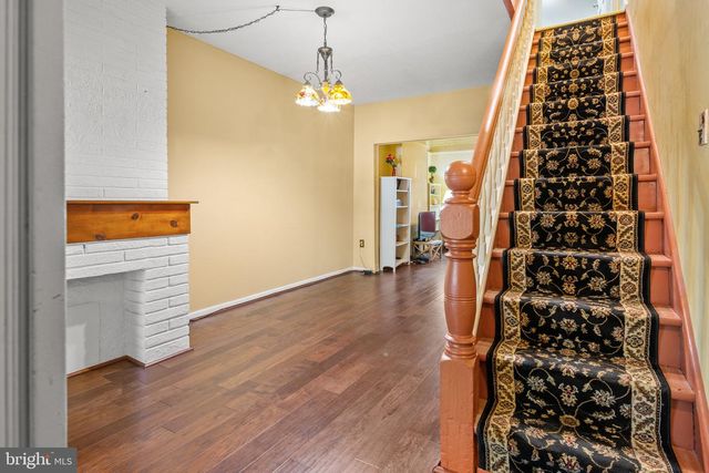3 N MILTON AVE, Baltimore, MD 21224