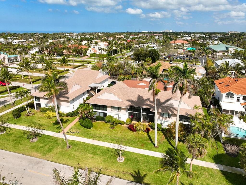 415 10th AVE S 7, NAPLES, FL 34102 — exterior