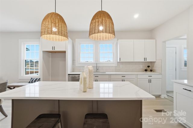 1212 Coddle Creek Highway, Mooresville, NC 28115