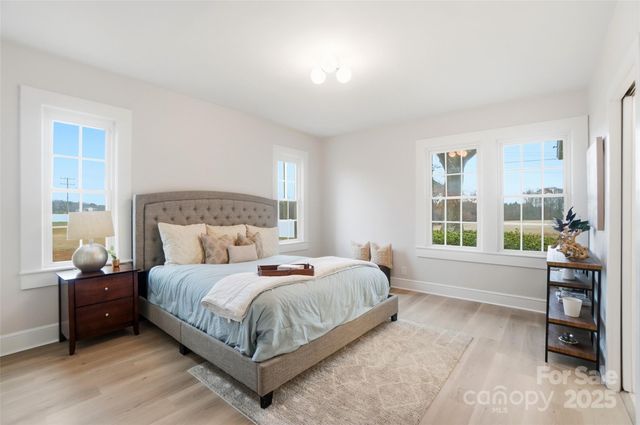 1212 Coddle Creek Highway, Mooresville, NC 28115