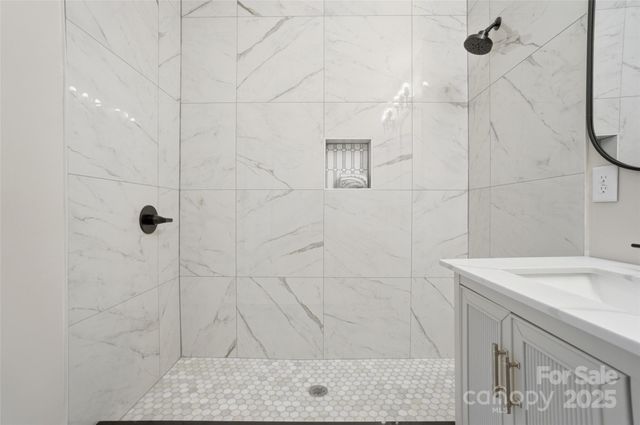 1212 Coddle Creek Highway, Mooresville, NC 28115