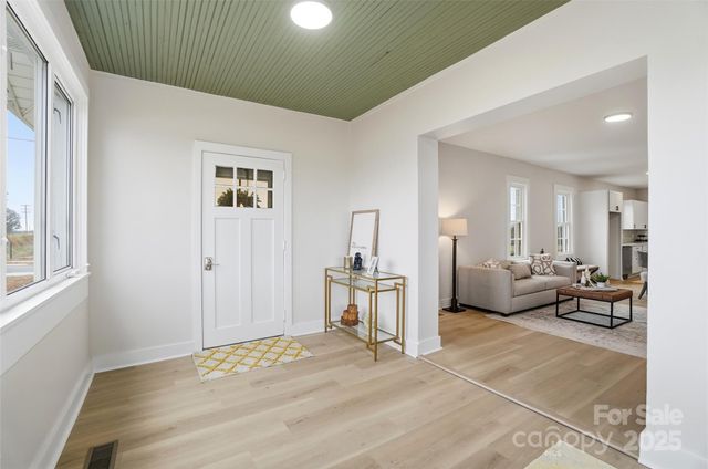 1212 Coddle Creek Highway, Mooresville, NC 28115