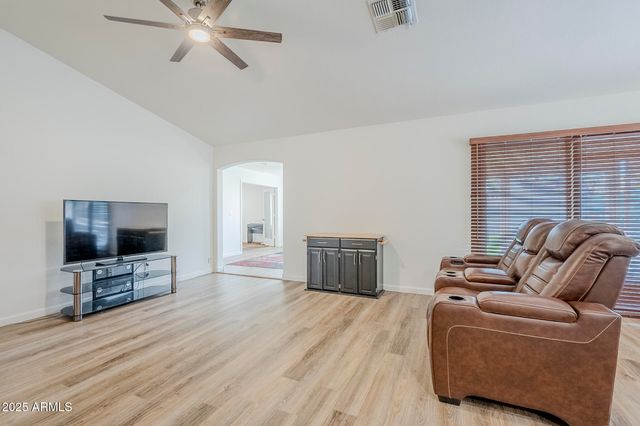 6223 E PRESTON Street, Mesa, AZ 85215