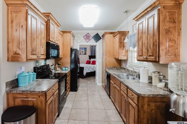 14536 C R 2191, Whitehouse, TX 75791