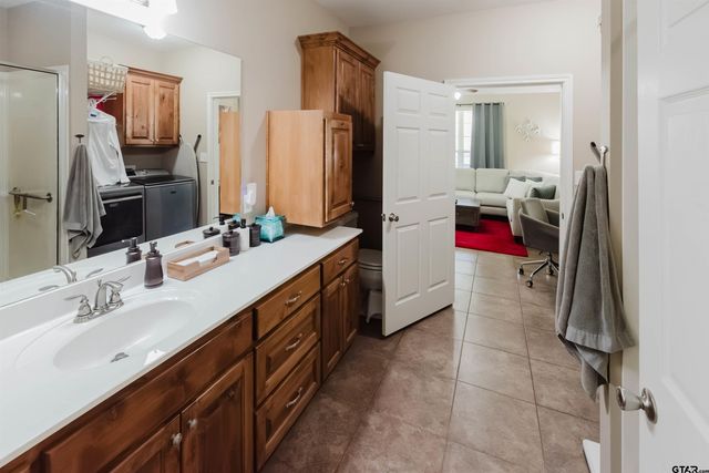 14536 C R 2191, Whitehouse, TX 75791