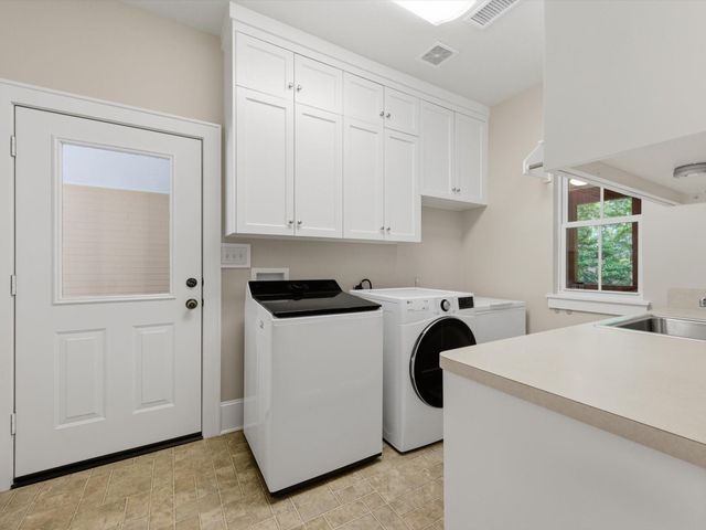 18181 Rabon Chapel Road, Montgomery, TX 77316