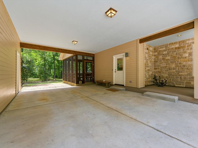 18181 Rabon Chapel Road, Montgomery, TX 77316