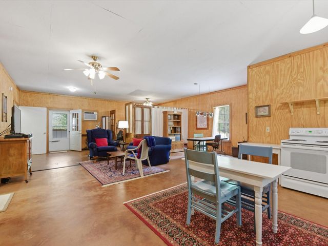18181 Rabon Chapel Road, Montgomery, TX 77316