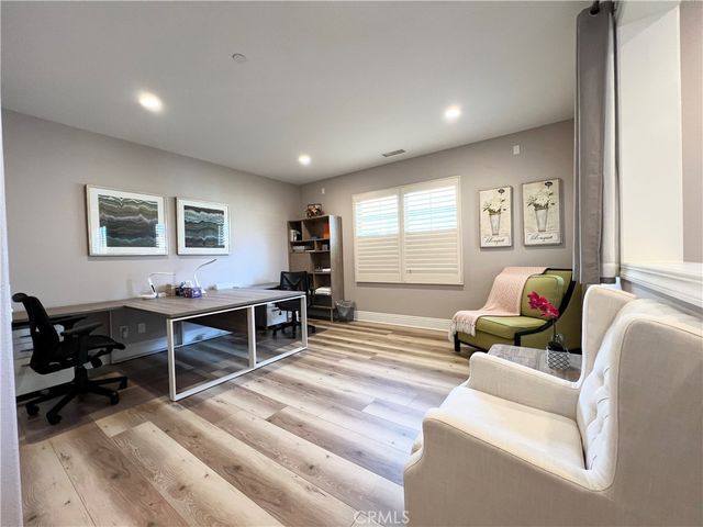 76 Weston, Irvine, CA 92620