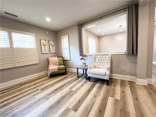 76 Weston, Irvine, CA 92620