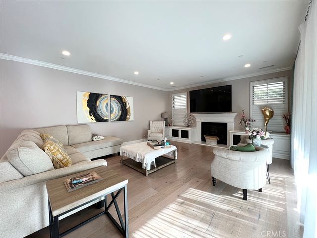 76 Weston, Irvine, CA 92620