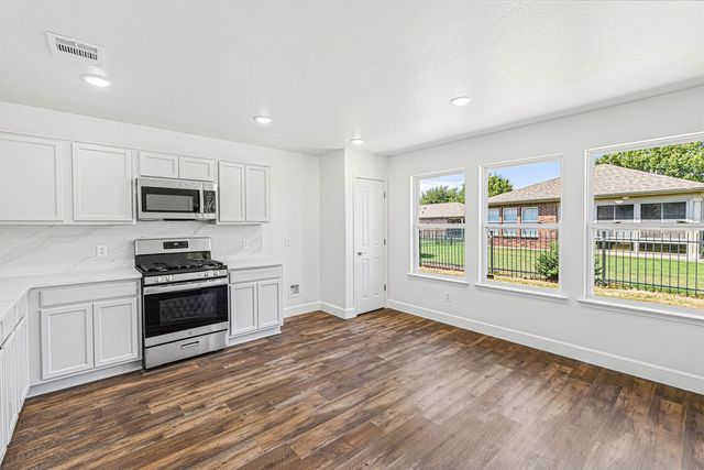 7737 Longaberger Drive, Frisco, TX 75036
