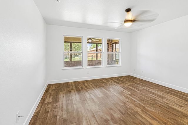 7737 Longaberger Drive, Frisco, TX 75036
