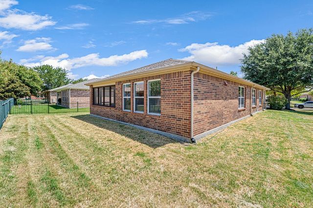 7737 Longaberger Drive, Frisco, TX 75036