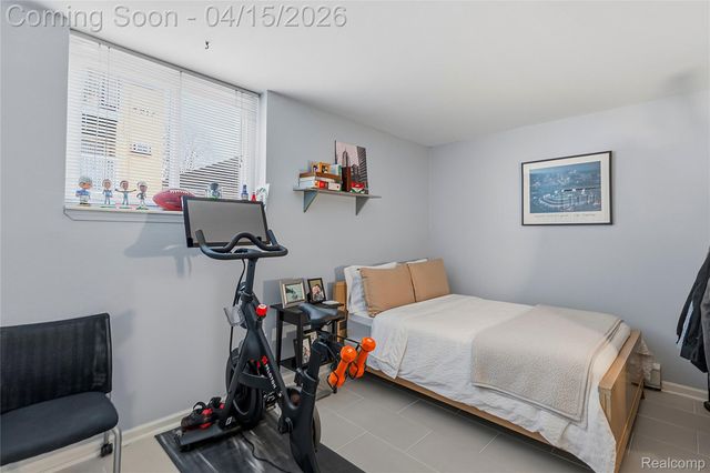 4913 Crooks Road G1, Royal Oak, MI 48073