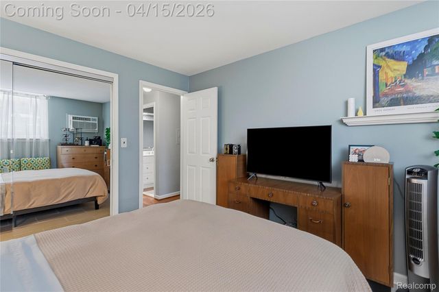 4913 Crooks Road G1, Royal Oak, MI 48073