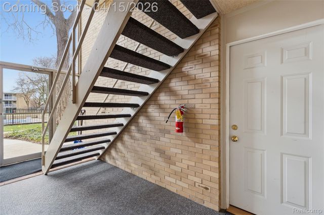 4913 Crooks Road G1, Royal Oak, MI 48073