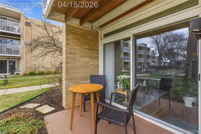 4913 Crooks Road G1, Royal Oak, MI 48073