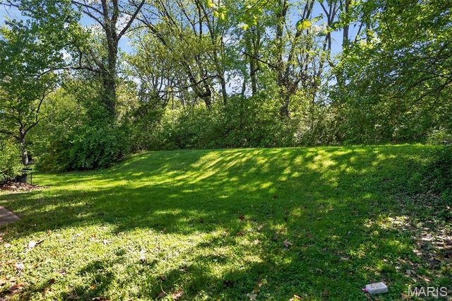 4334 Nelson Drive, St Louis, MO 63121