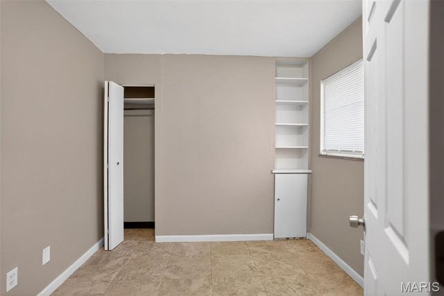4334 Nelson Drive, St Louis, MO 63121