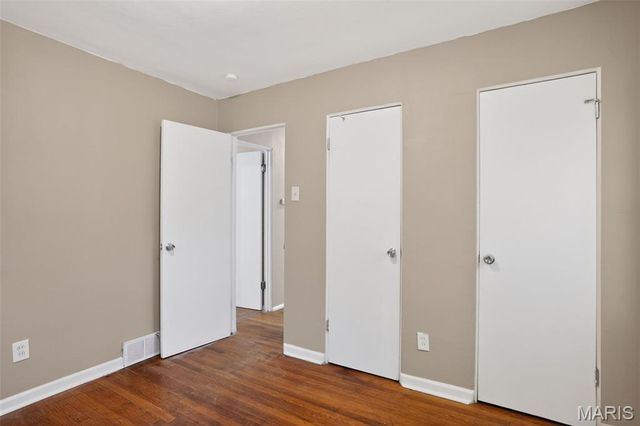 4334 Nelson Drive, St Louis, MO 63121