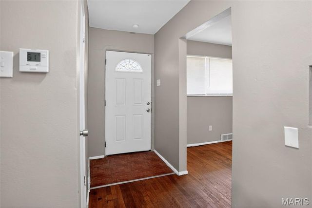 4334 Nelson Drive, St Louis, MO 63121