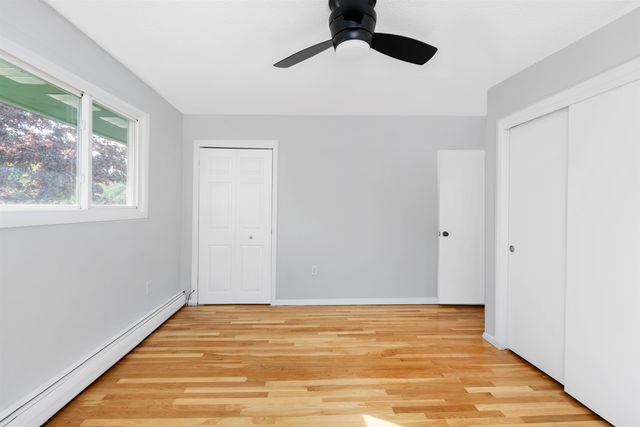 14 Oliver Drive, Hudson, NH 03051