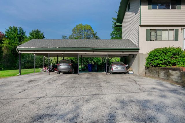 14 Oliver Drive, Hudson, NH 03051