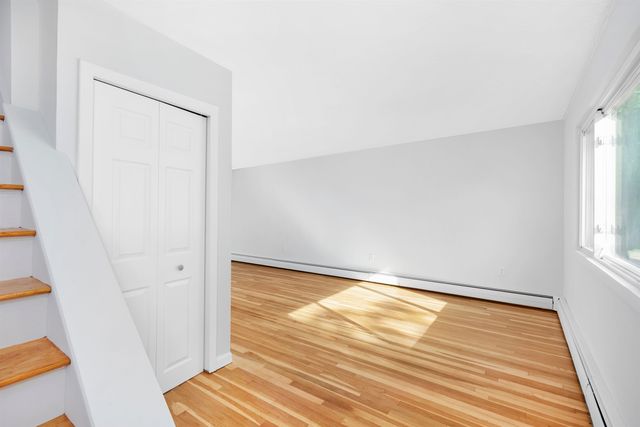 14 Oliver Drive, Hudson, NH 03051