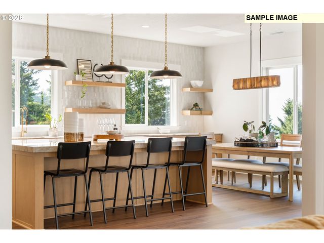 6123 Skyline Dr, West Linn, OR 97068