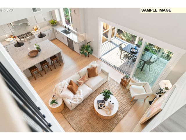 6123 Skyline Dr, West Linn, OR 97068